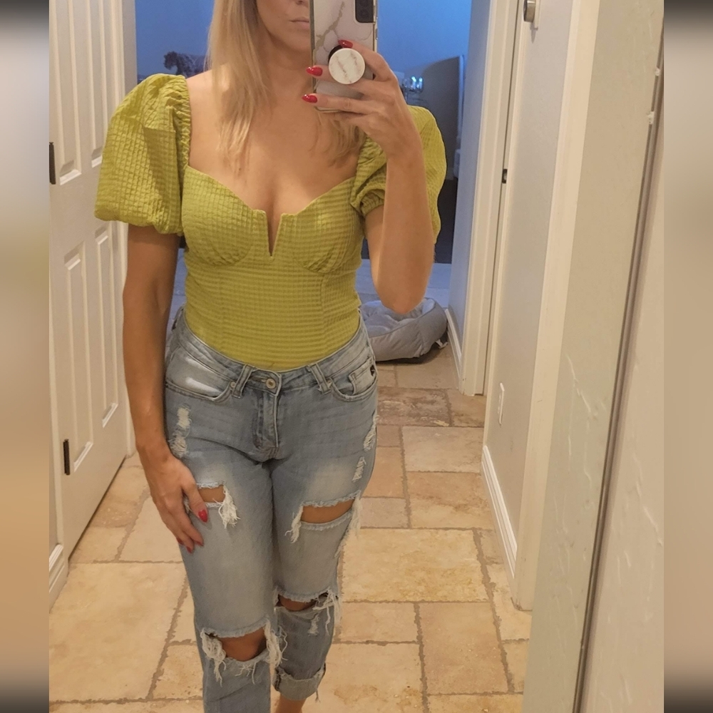 ASTR the label- Daydreamer Top in Green